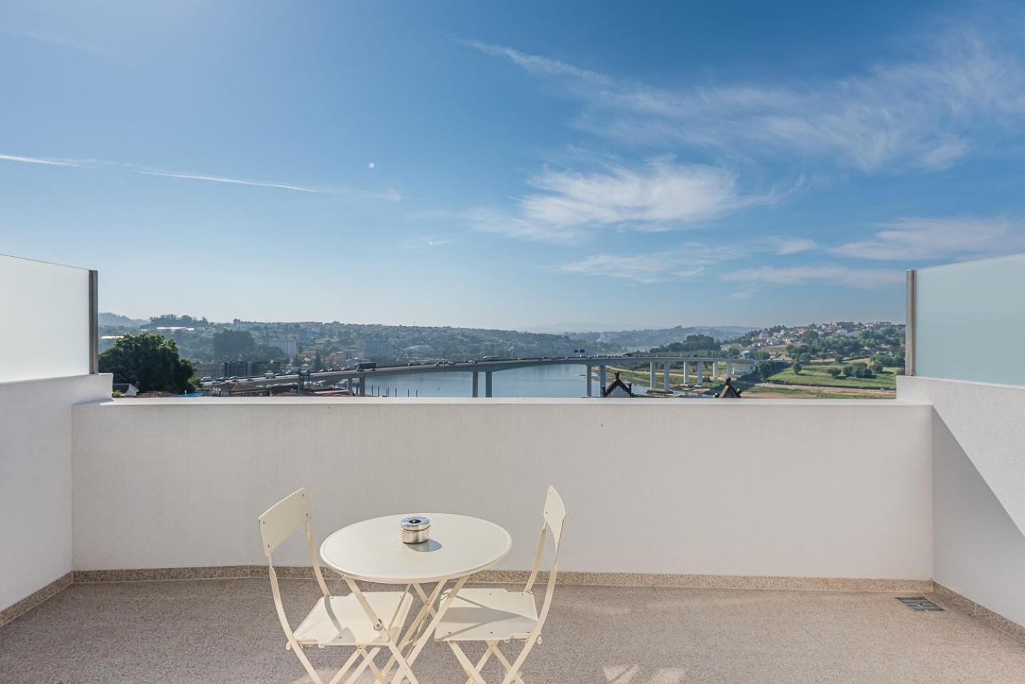 شقة Guestready - Freixo Island - Douro Views بورتو المظهر الخارجي الصورة