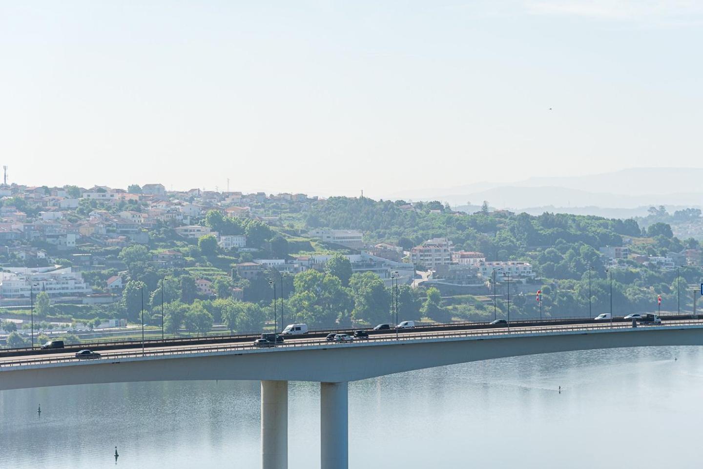 شقة Guestready - Freixo Island - Douro Views بورتو المظهر الخارجي الصورة